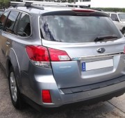 2010-subaru-outback-wagon-1__medium.jpg
